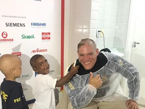 PRF/AL promove manhã diferente para crianças em tratamento de câncer