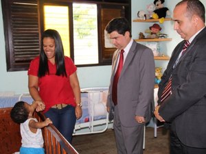 Membros da CEIJ visitam casas de acolhimento institucional em Maceió