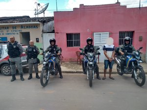 Polícia cumpre mandado de prisão contra jovem em Campestre