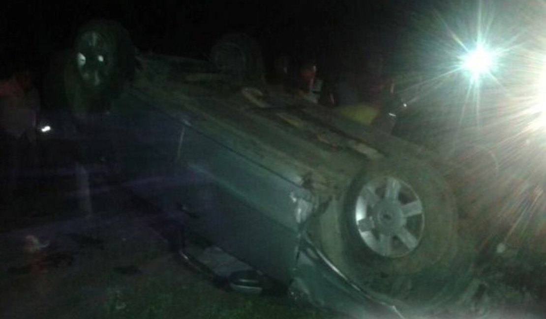 Grave acidente na AL-143 deixa um morto e três feridos em Delmiro Gouveia