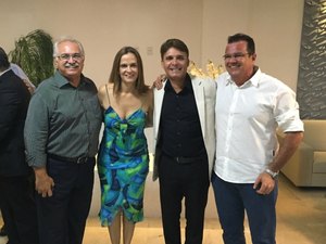 Coletiva com Frente de Oposição terá Teo Vilela