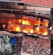 Botijão de gás provoca incêndio em residência e mata animais em Santana do Ipanema