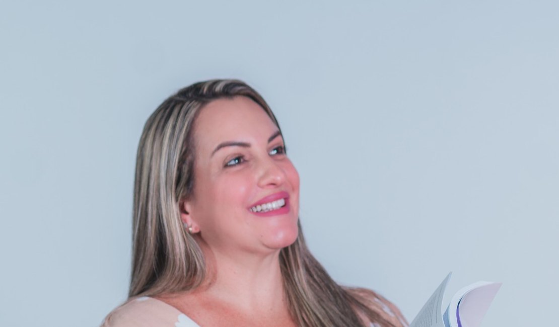 Primeira-dama destaque na região serrana dos quilombos lança livro na Bienal Internacional de Alagoas