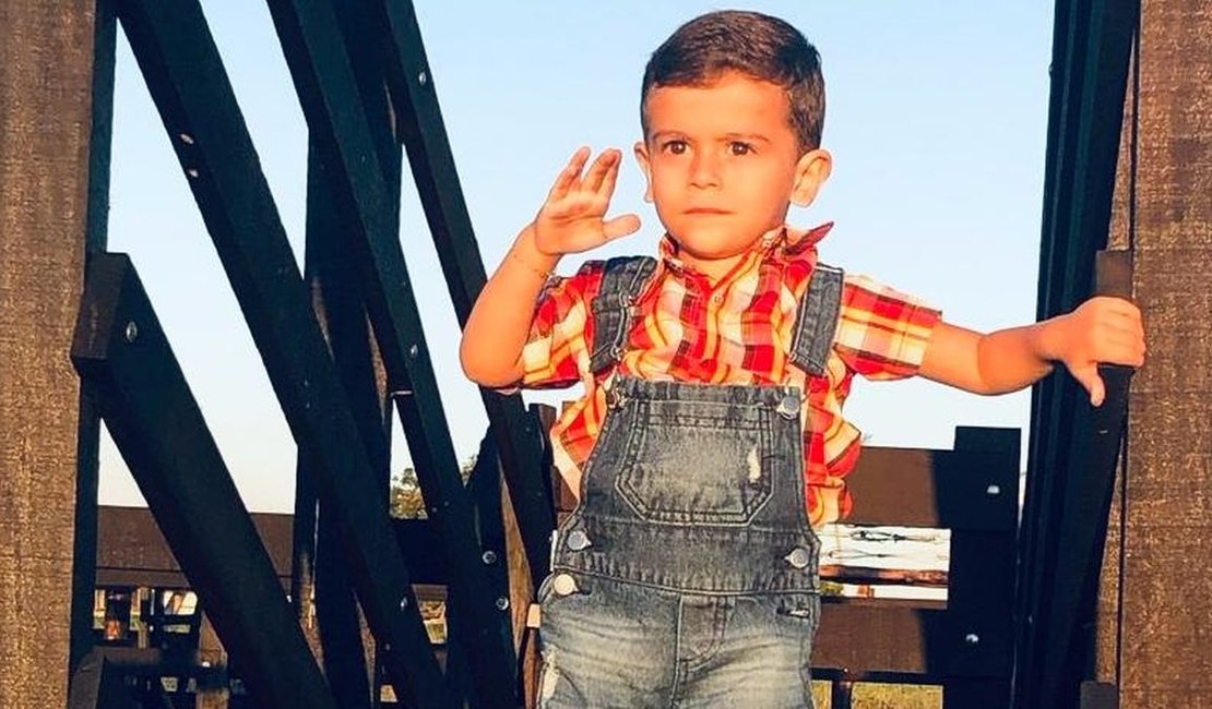 Pai escreve carta emocionante após perda do filho de 2 anos que caiu em cacimba