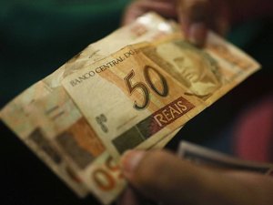 Prefeitura de município alagoano ainda não pagou 13º para pessoal da Educação