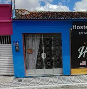 Bancária aposentada com experiência em hotelaria inova com implantação de Hostel Cult em Arapiraca
