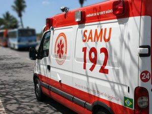 Homem fica ferido após colisão entre carro e motocicleta em Palmeira dos Índios