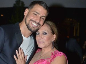 'Me apaixonei pelo Cauã Reymond, mas ele não deu bola', diz Susana Vieira