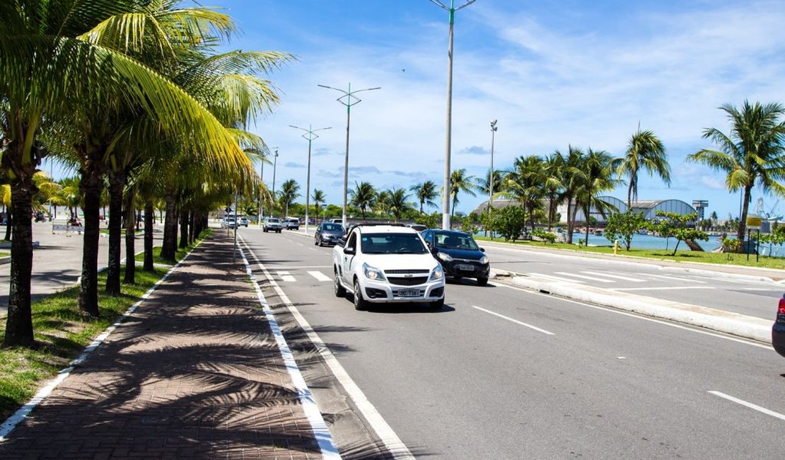 SMTT alerta motoristas para mudança nas leis de trânsito