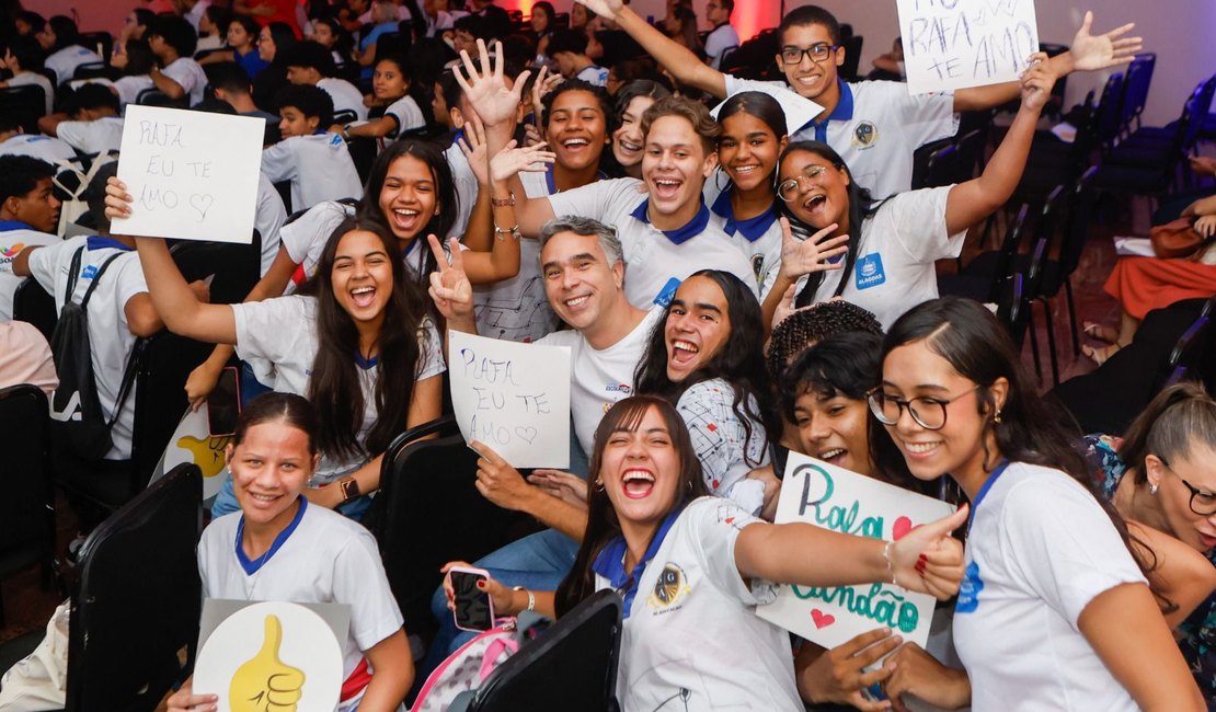 Programa idealizado por Rafael Brito contribui para queda histórica de 43% na evasão escolar