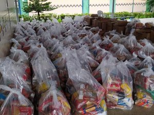 Escolas estaduais recebem cartões com crédito para aquisição de merenda