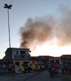 Residência é incendiada em Matriz de Camaragibe