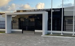 Mulher é presa com mais de 400 gramas de entorpecentes no Barro Duro