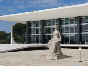 STF começa a analisar se Lei de Abuso de Autoridade é constitucional