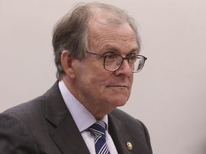 Projeto que flexibiliza Lei da Ficha Limpa é arquivado do Senado