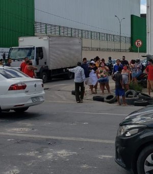 Moradores do Residencial Maceió I protestam por conta da falta d’água