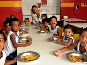 Alagoas é o primeiro Estado brasileiro a aderir ao ?Criança Feliz?