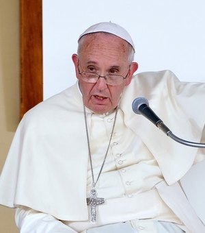 Papa diz que fabricantes de armas não podem se dizer cristãos