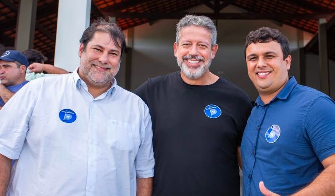 Bebeto Barros e David Barros se reúnem com o deputado federal Arthur Lira e prefeitos alagoanos