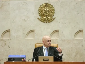 Moraes autoriza que familiares visitem Bolsonaro e aliados na prisão