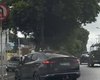 Motoristas desrespeitam sinalização e fazem conversão proibida na Av. Ceci Cunha, em Arapiraca