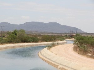 Microssistemas de abastecimento vão atender 28 comunidades do Sertão alagoano