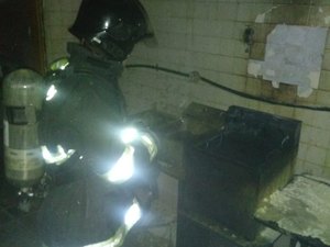 Bombeiros apagam incêndio em pousada de Maragogi