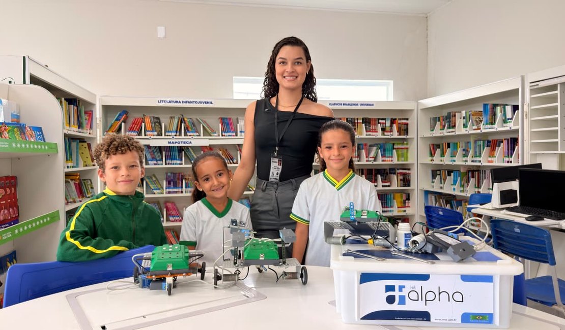 Educadora girauense representa Alagoas em programa de robótica avançada no Paraná