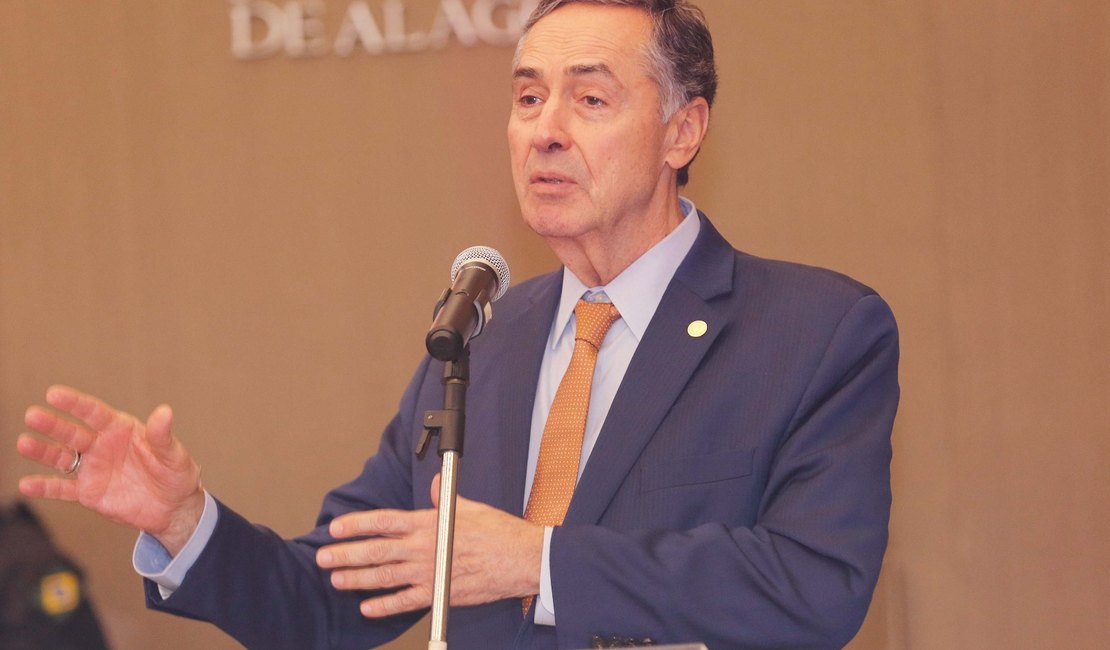 Em Alagoas, ministro Luís Roberto Barroso discute Direitos Humanos na Serra da Barriga