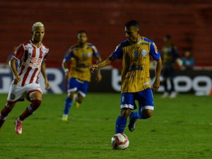 CSA estreia com derrota para o Náutico na Série B