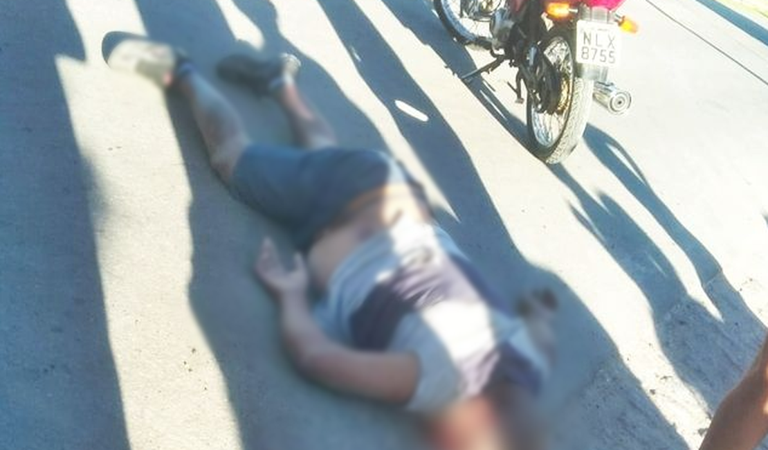 Homem morre em Inhapi após bater cabeça no chão durante queda de moto 