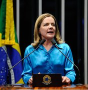 'Lula vai ganhar mesmo preso', diz Gleisi Hoffmann