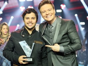 Renato Vianna é o campeão do 'The Voice Brasil'