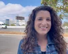Mulher que alugou outdoor para achar marido engata namoro sério