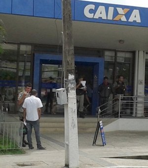 Idosa passa mal em agência bancária no Sertão