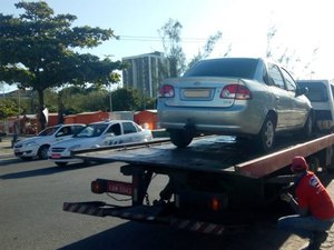 Cerca de 200 autuações de trânsito são registradas no Réveillon