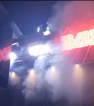 Trio elétrico de Igor Kannário pega fogo e assusta foliões na Barra de São Miguel