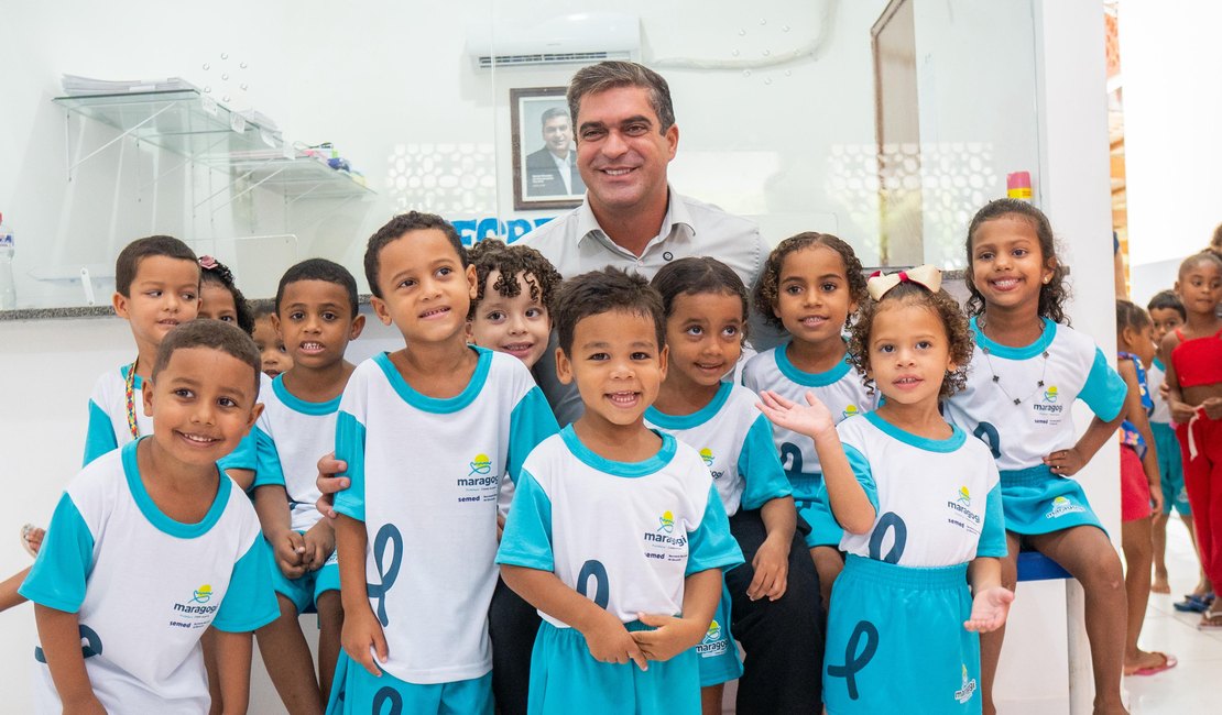 Prefeitura de Maragogi inicia entrega do novo fardamento escolar nas creches
