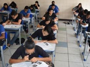 Reforma do ensino médio pode encarecer mensalidade das escolas privadas
