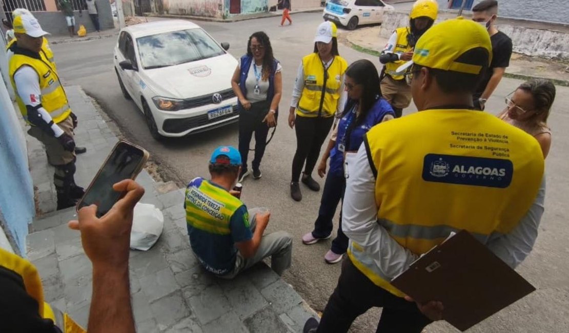 Ação conjunta entre Ronda no Bairro e Rede Acolhe aborda pessoas em situação de rua em Rio Largo