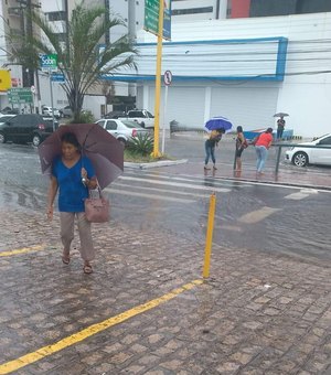 Alerta de chuva com intensidade moderada a intensa é emitido para Alagoas
