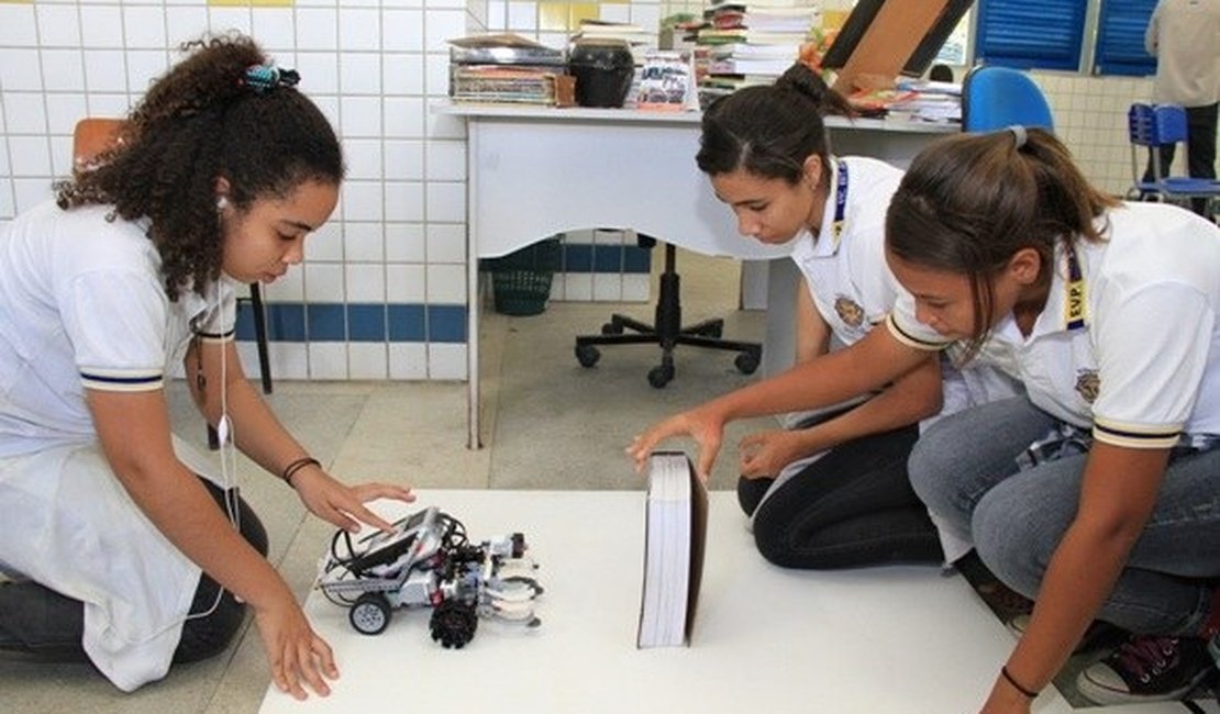 Alagoas recebe etapa estadual da Olimpíada Brasileira de Robótica