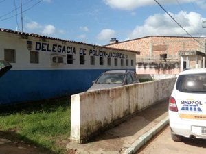Justiça interdita delegacia de Jacuípe após denúncia do Sindpol