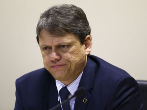 Governo vai instalar 1 mil radares em rodovias federais, diz ministro