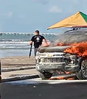 [Vídeo] Viatura do Bope pega fogo na Avenida Assis Chateaubriand