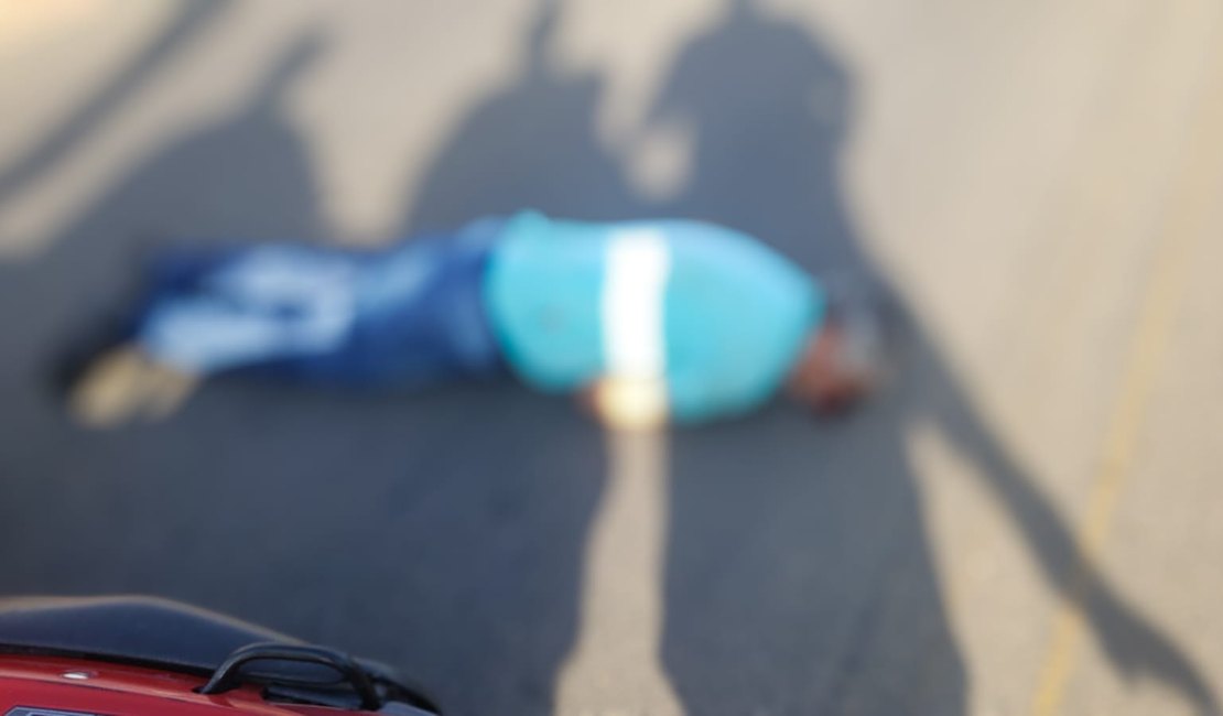 Homem perde controle de motocicleta e sofre acidente em Craíbas