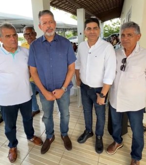 Arthur Lira vai ao Sertão e 'estuda o terreno' para definir futuro político