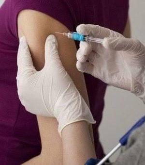 Maceió inicia vacinação contra Vírus Sincicial Respiratório para gestantes