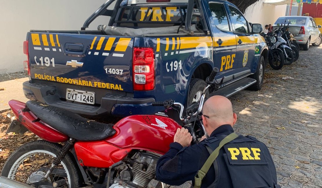 PRF prende homem por adulteração de veículo em Satuba