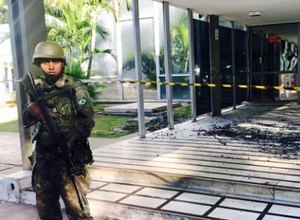 Prédio do Ministério do Trabalho é evacuado após ameaça de bomba
